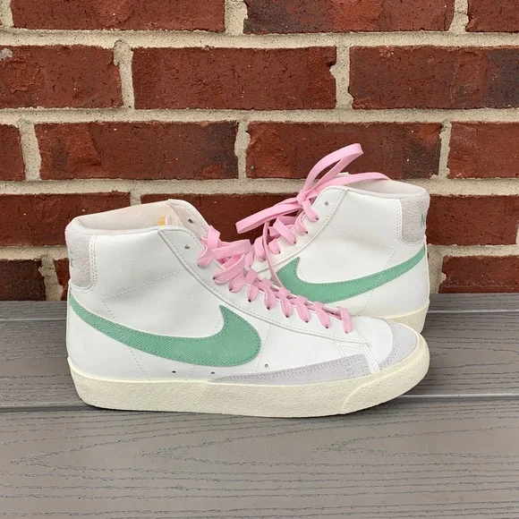 NEW-Nike Blazer Mid '77 Vintage Sneaker (men’s 9/women’s 10.5) NWOT - Picture 11 of 13